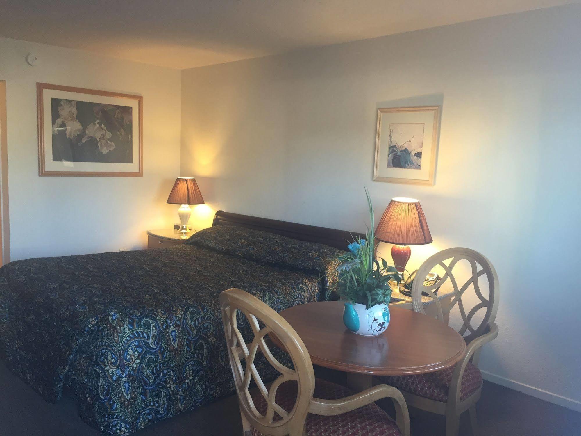 Parkway Inn Fresno Ngoại thất bức ảnh